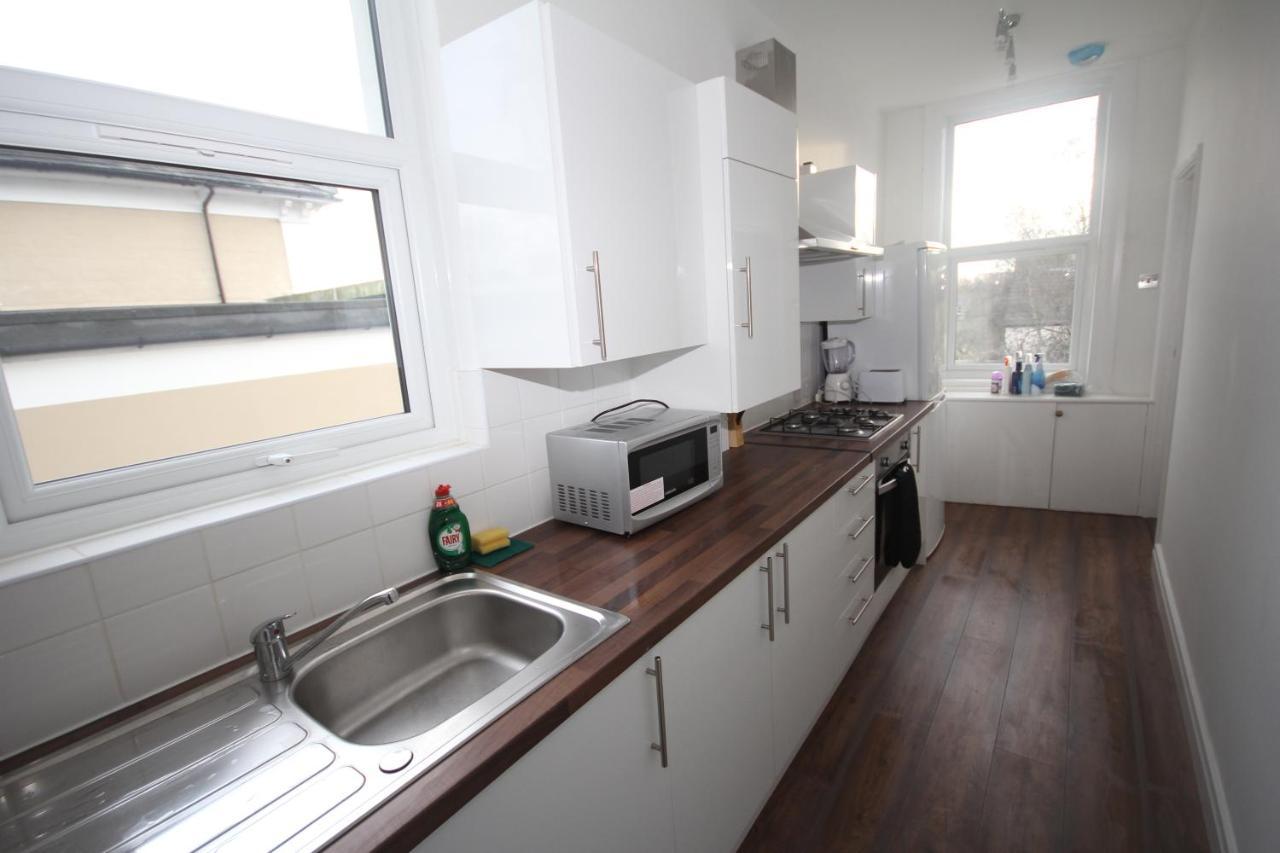 Great West Road Apartments Flat C Londyn Zewnętrze zdjęcie