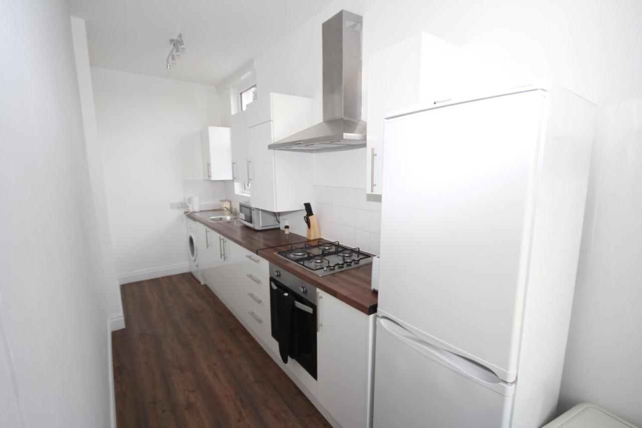 Great West Road Apartments Flat C Londyn Zewnętrze zdjęcie